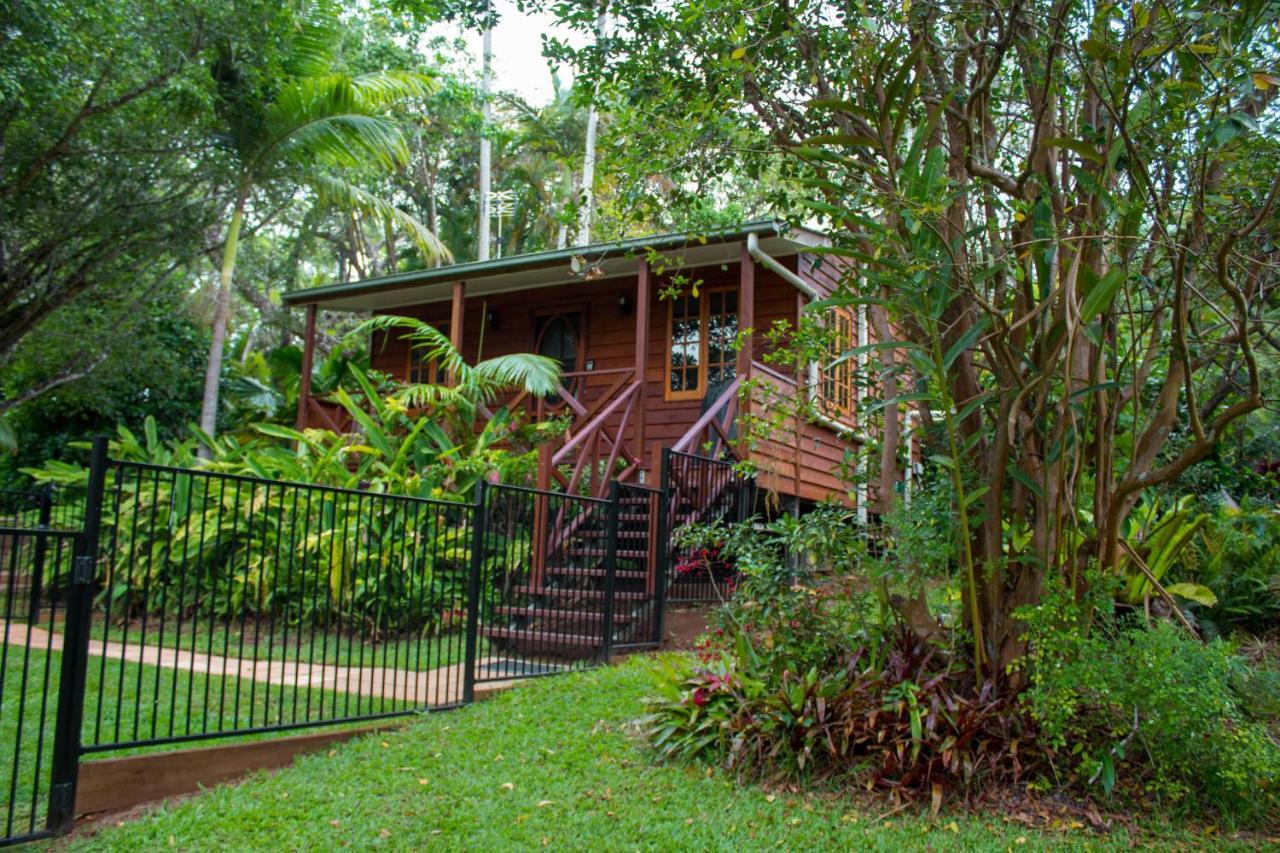 Sunshine Valley Cottages Woombye Exterior photo